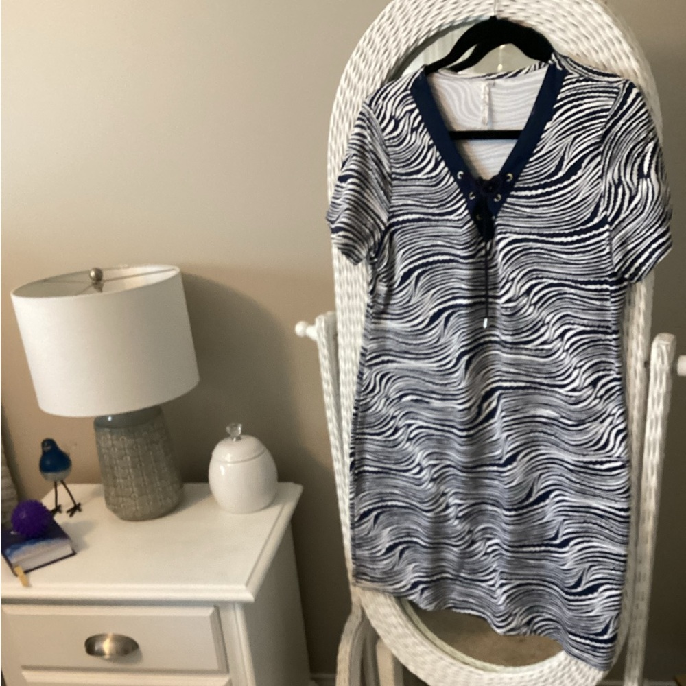 LuLuB Dress. Size medium. Perfect condition.